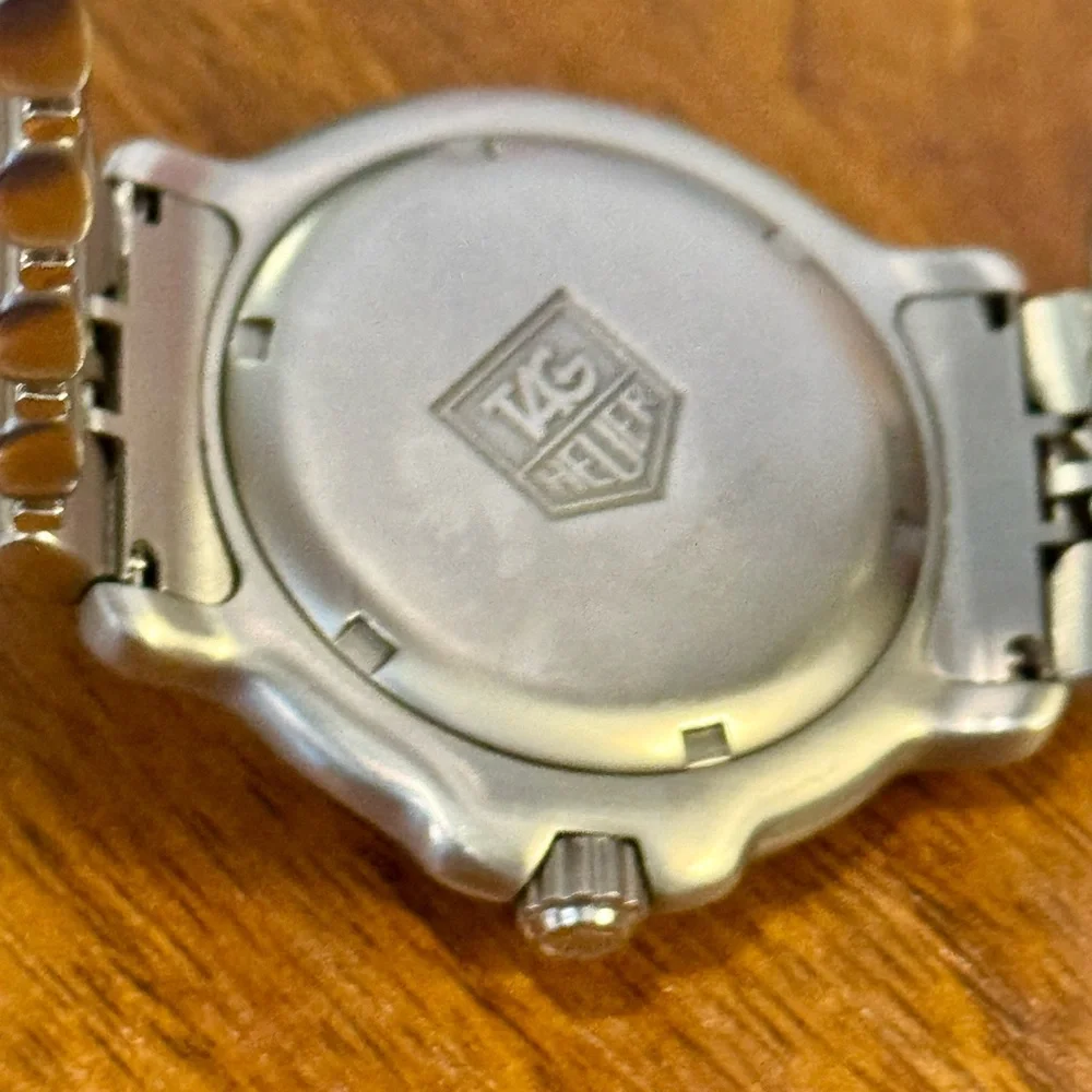 Tag Heuer 🖤🩶 Black Stainless Steel Quartz Watch - Picture 8 of 9